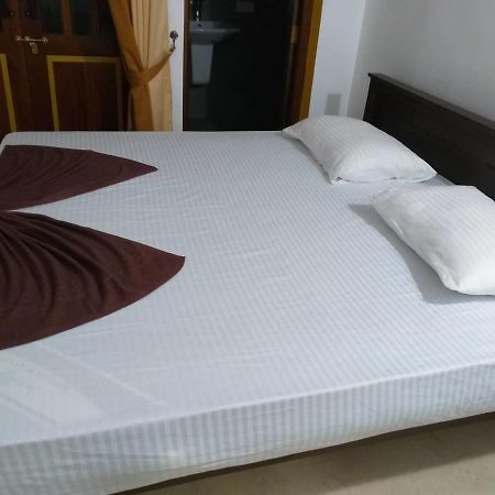 Villa Palm Breeze Polhena Ngoại thất bức ảnh