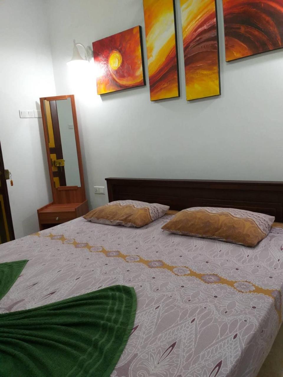 Villa Palm Breeze Polhena Ngoại thất bức ảnh