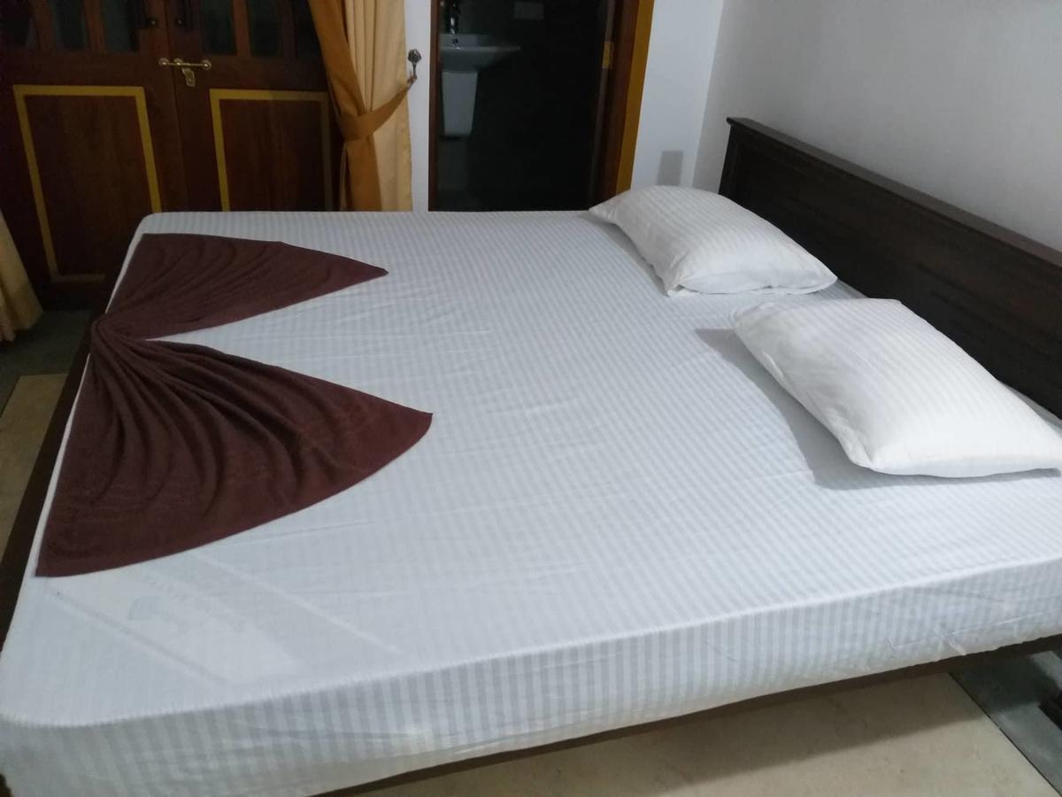 Villa Palm Breeze Polhena Ngoại thất bức ảnh
