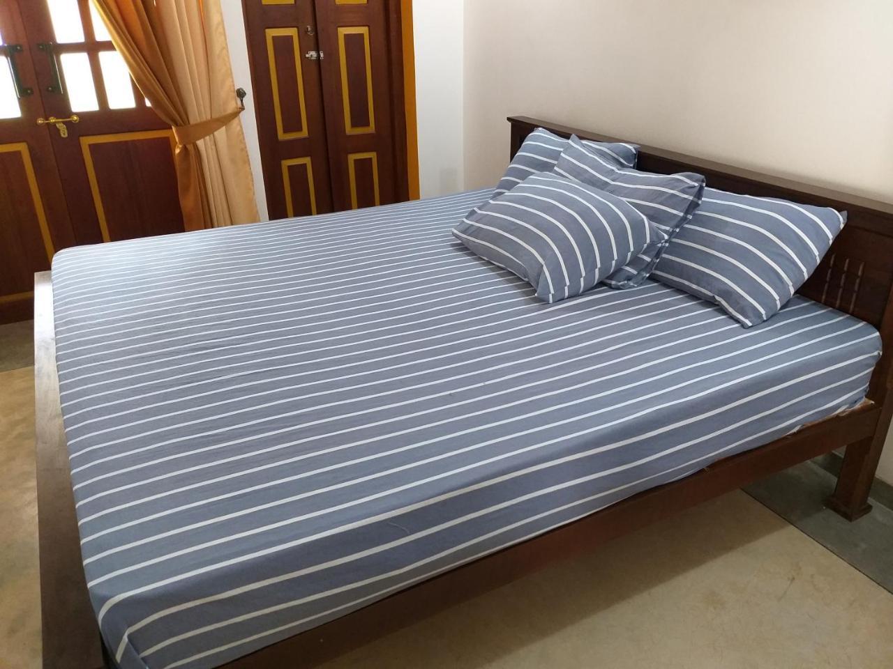 Villa Palm Breeze Polhena Ngoại thất bức ảnh